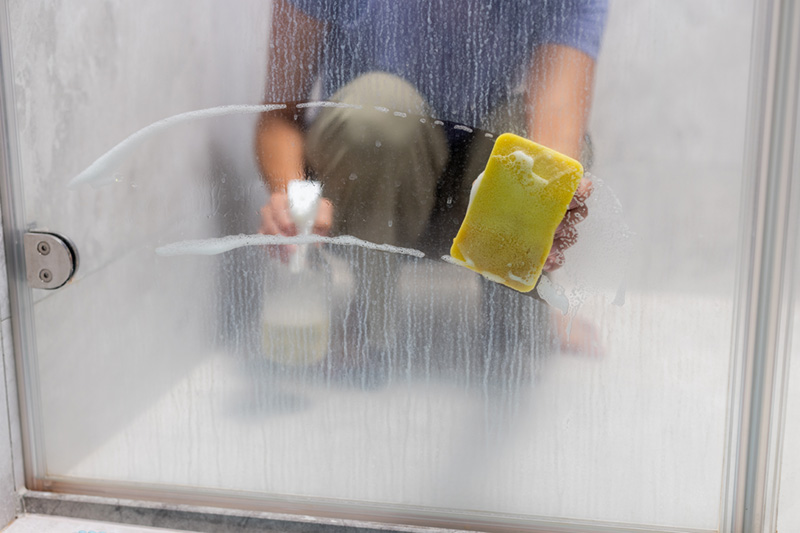 Removing Hard Water Stains From Shower